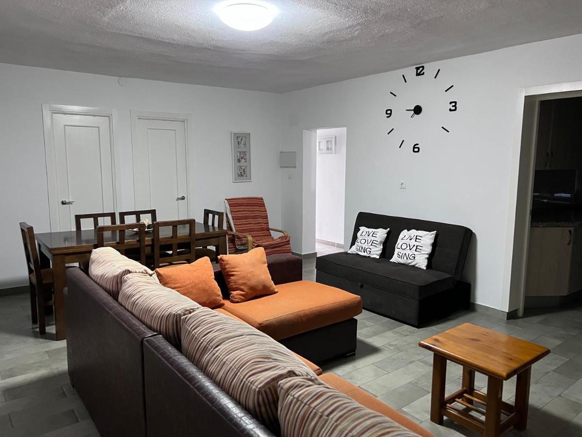 Chalet Piscina Jakuzzi Sevilla Hacienda de Tarazona ภายนอก รูปภาพ