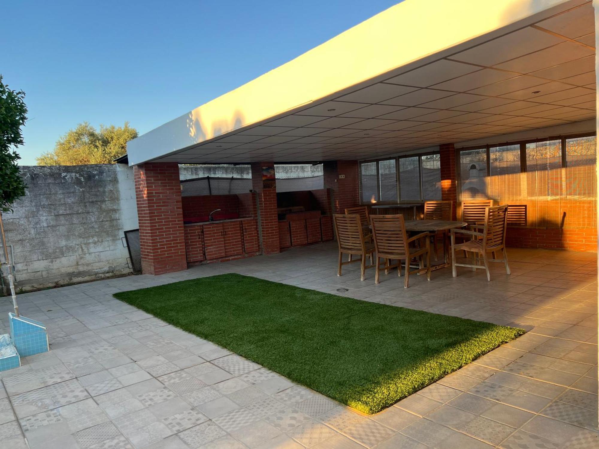 Chalet Piscina Jakuzzi Sevilla Hacienda de Tarazona ภายนอก รูปภาพ