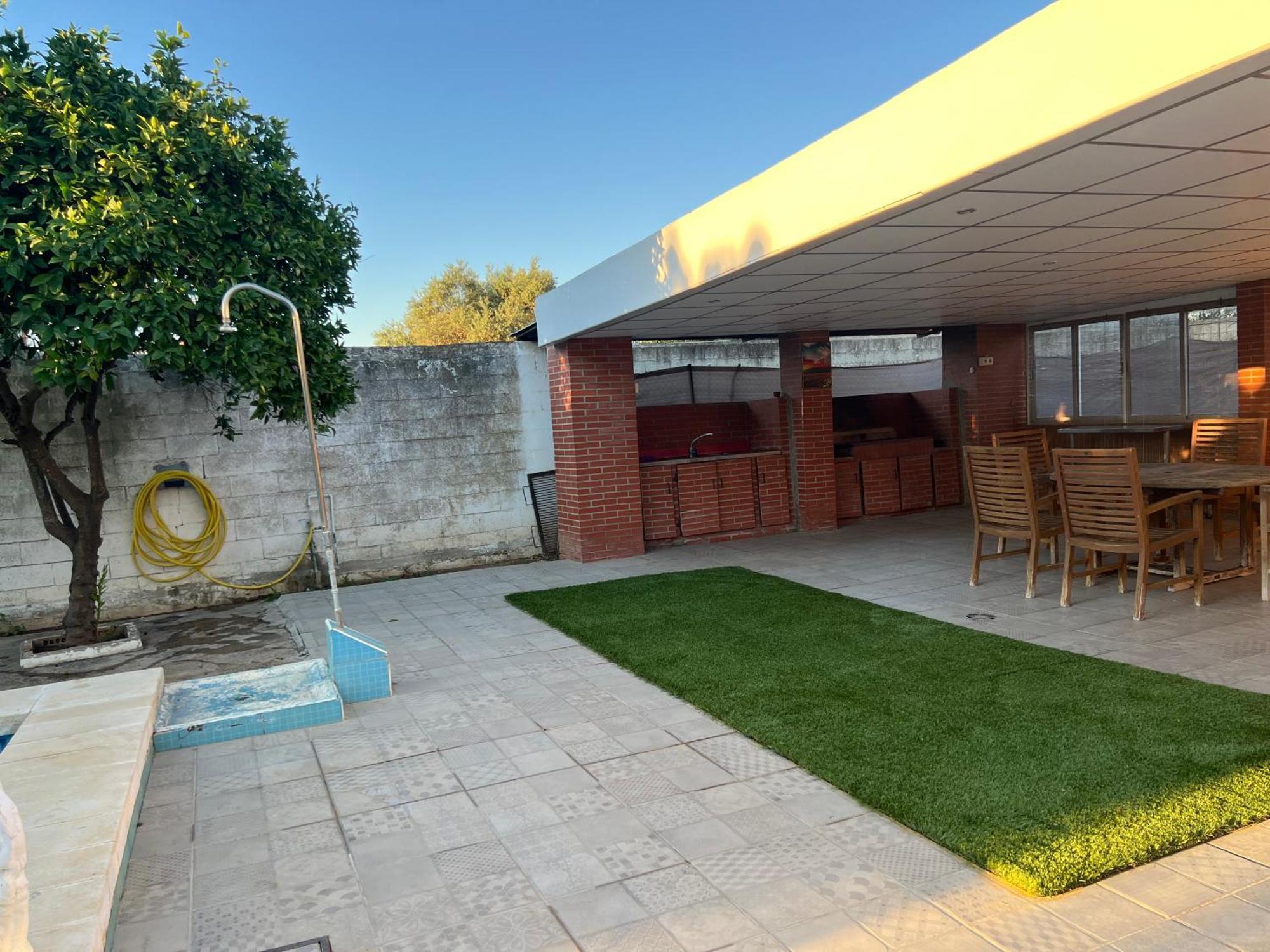 Chalet Piscina Jakuzzi Sevilla Hacienda de Tarazona ภายนอก รูปภาพ