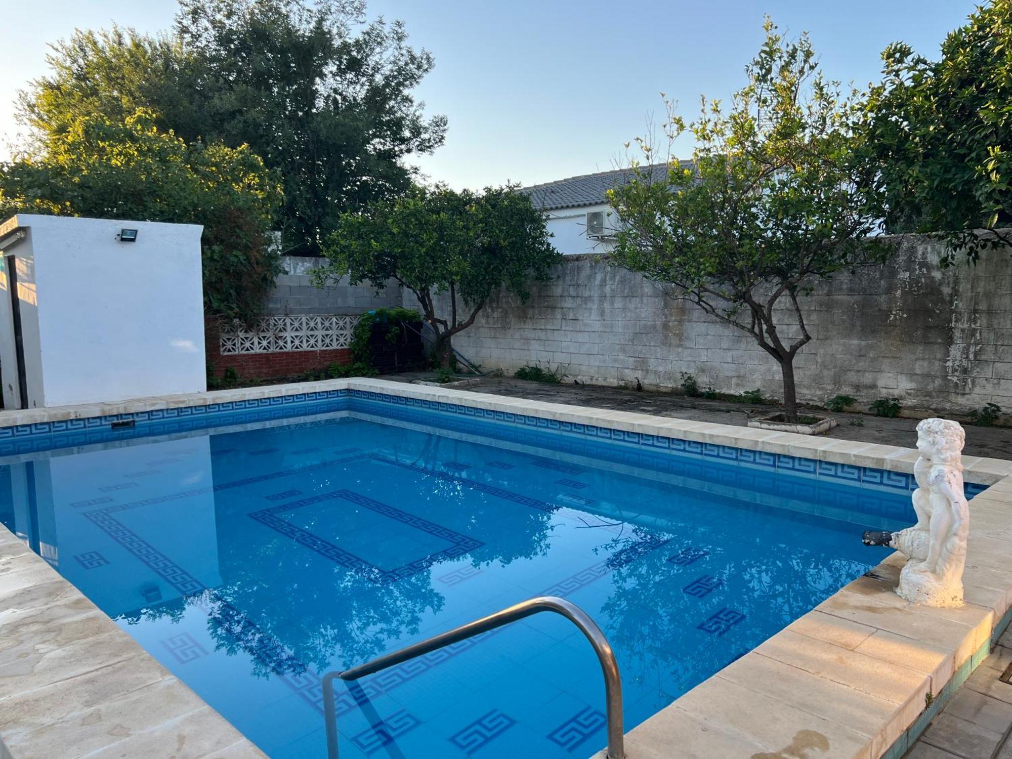 Chalet Piscina Jakuzzi Sevilla Hacienda de Tarazona ภายนอก รูปภาพ
